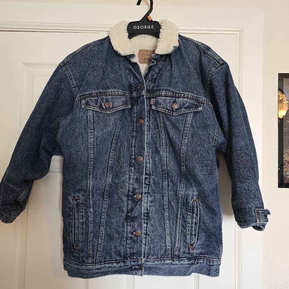 Vintage Levis Denim Sherpa Lined Trucker Jacket